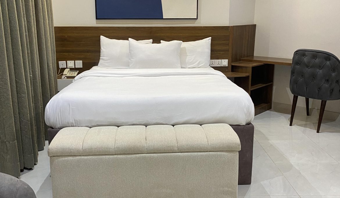 Elite Room – House 919